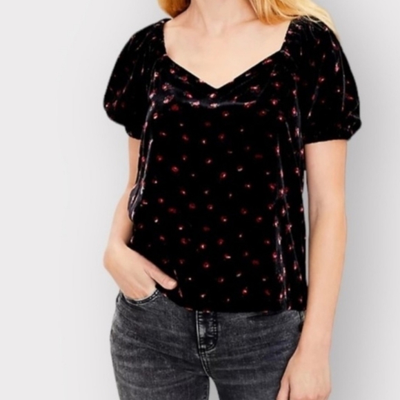 LOFT Tops - Loft velvet floral puff sleeve sweetheart neckline blouse